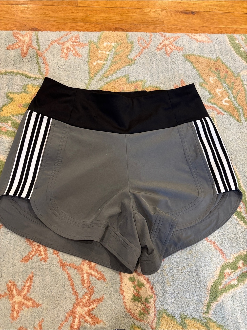 Athleta shorts size 4